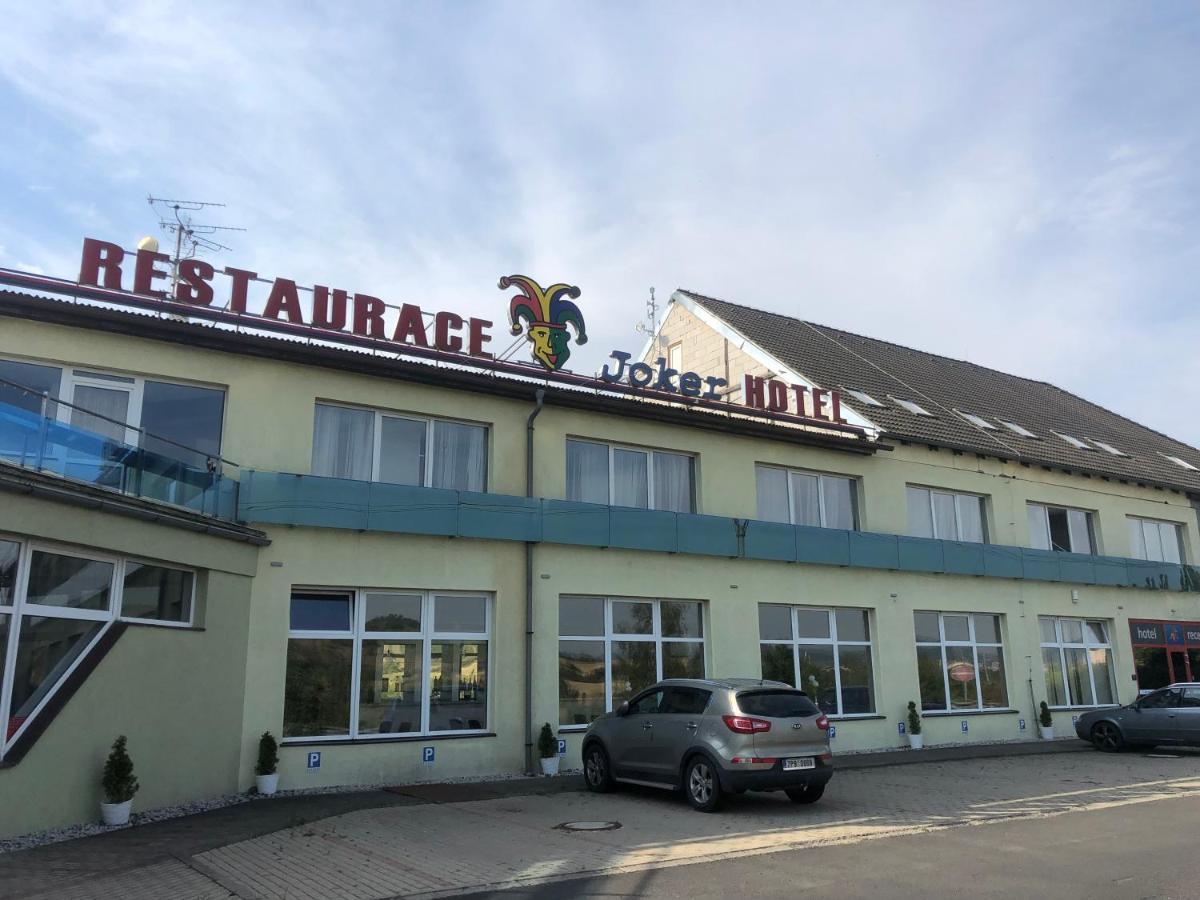 Hotel Joker Obrnice ภายนอก รูปภาพ