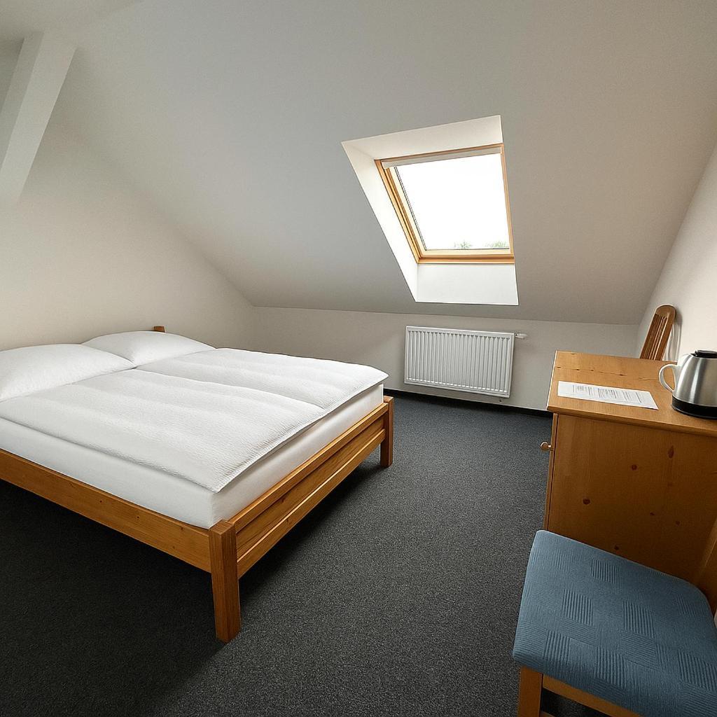 Hotel Joker Obrnice ภายนอก รูปภาพ