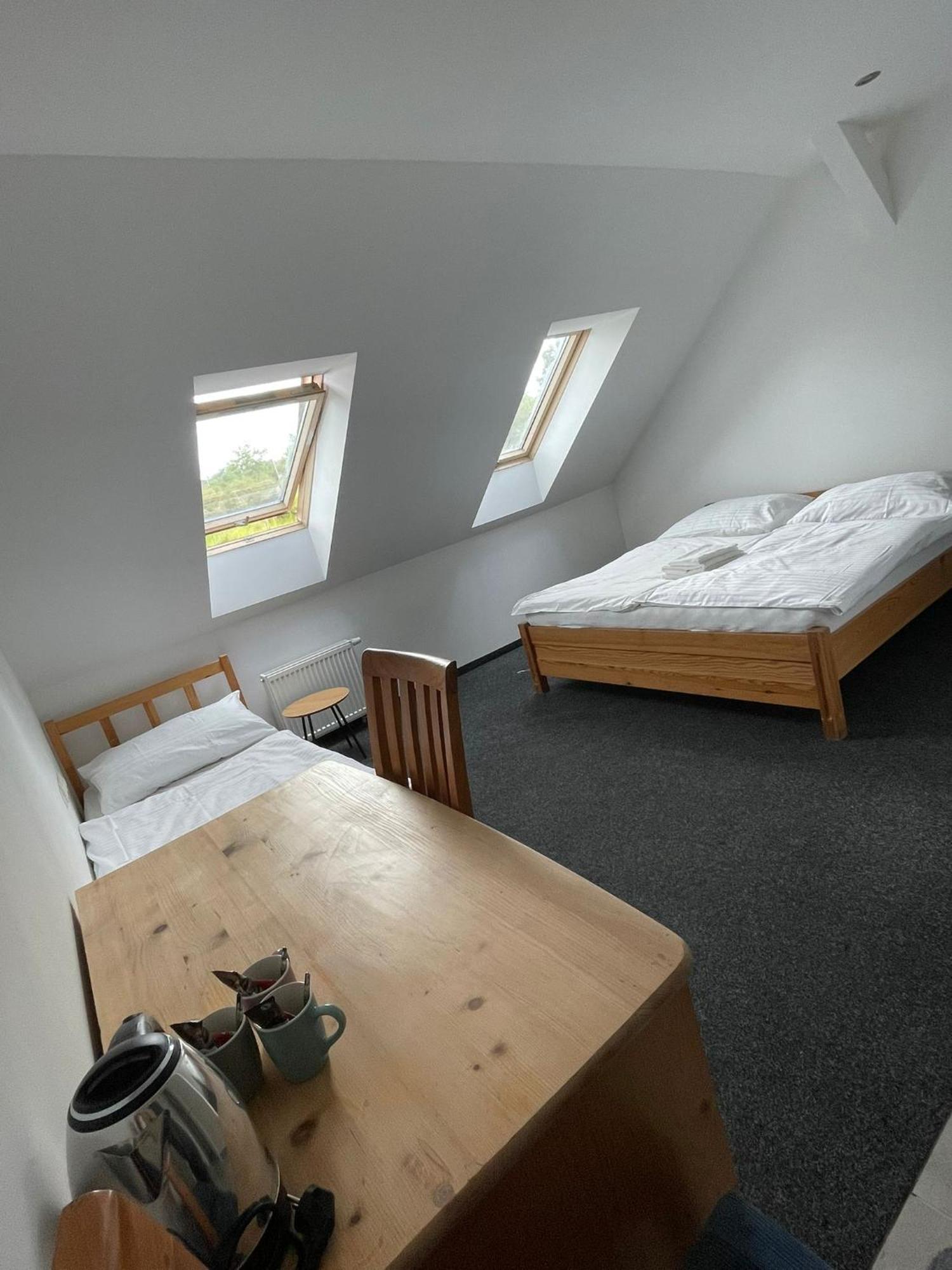 Hotel Joker Obrnice ภายนอก รูปภาพ